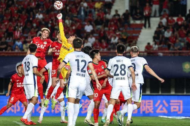 九游体育-【中超】绍尔1传1射图多列建功 河南1比2三镇