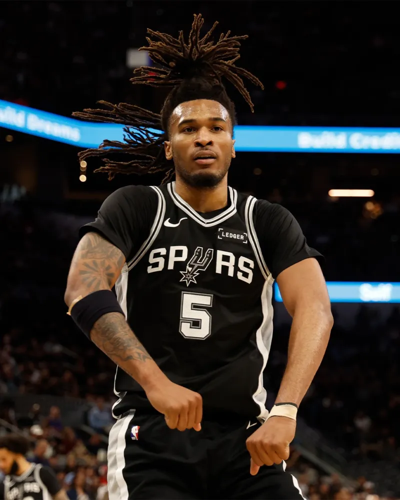 九游体育在线-来者不善！SLAM晒卡斯尔精彩赛场照与球迷分享